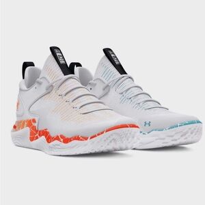 UNDER ARMOUR WOMEN'S FLOW ACE LOW AA VOLLEYBALL SHOE - Like New